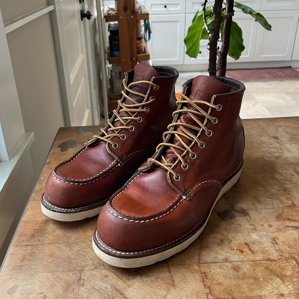 Red Wing Heritage - 875 Moc Boot in Oro Legacy | 9 E2
